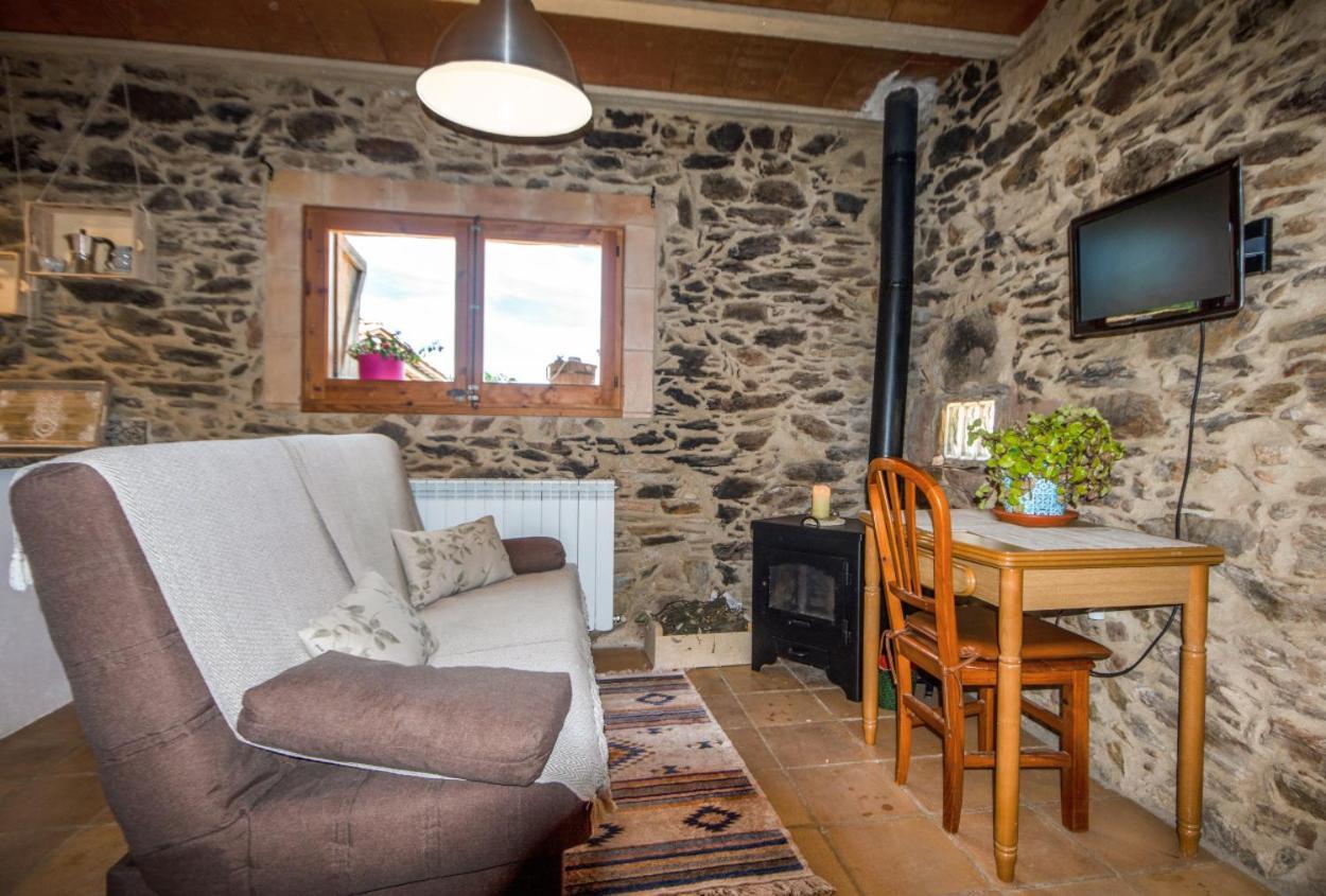Apartamento Duplex Rural Con Chimenea Y Vistas Panoramicas Desde La Cama Sant Marti Sacalm Exterior photo